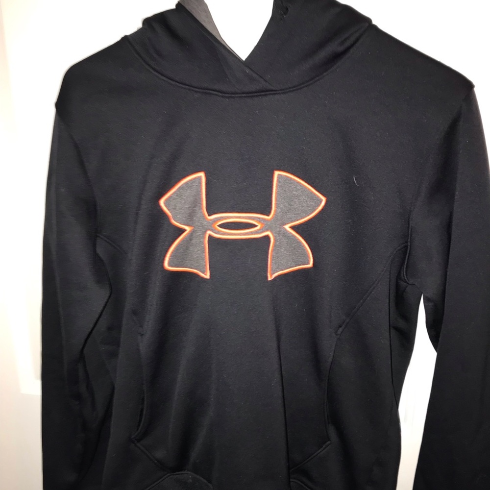 Under armor sweatshirt